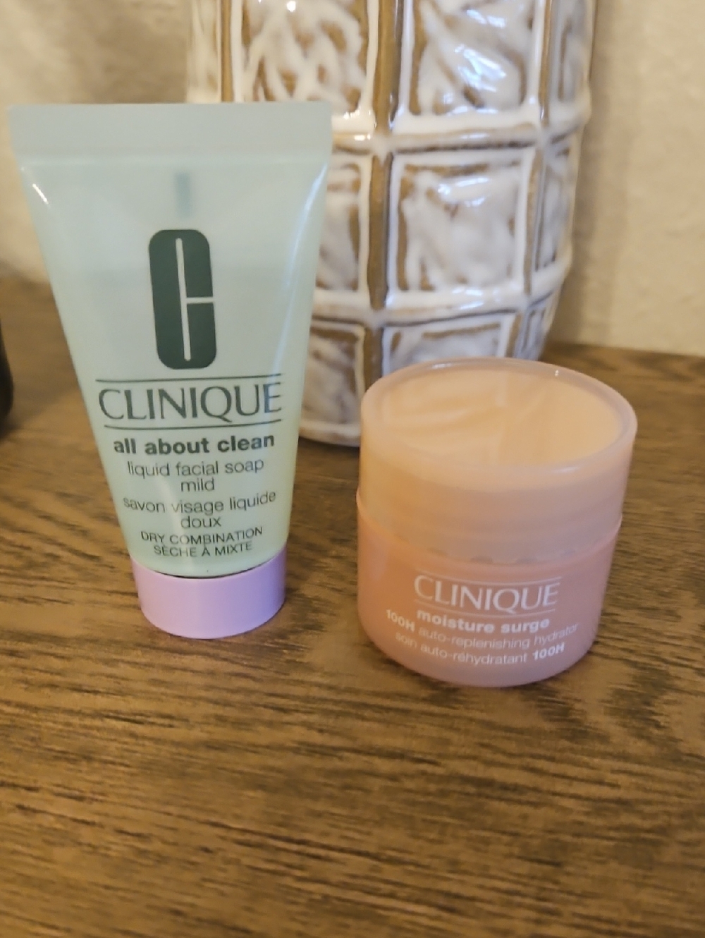 Clinique Pink & Mint Skincare Duo